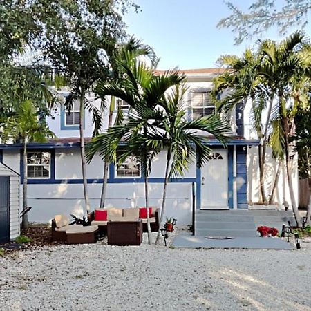 Private Rooms At Miami Centrally Located With Free Parking ภายนอก รูปภาพ