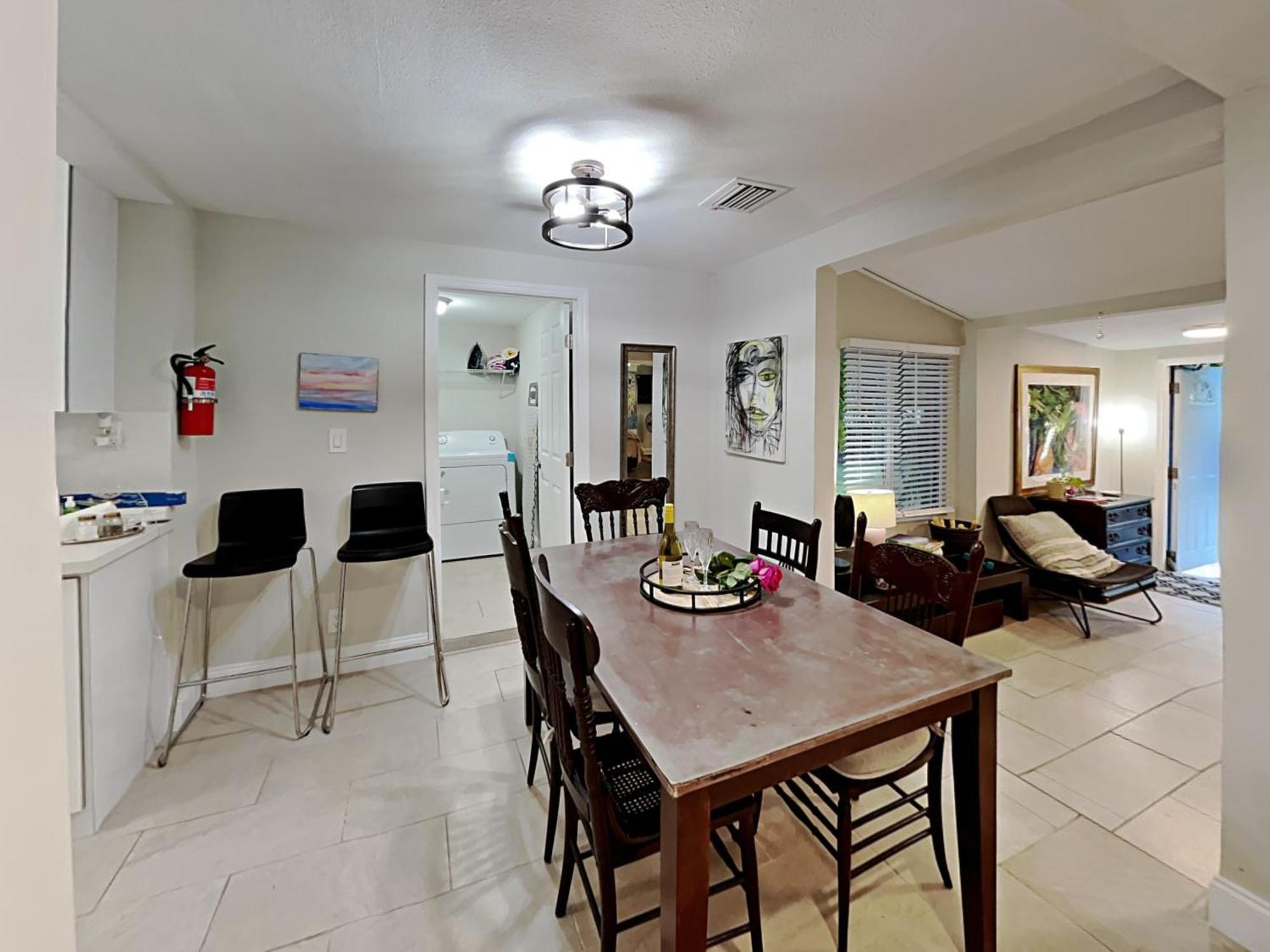 Private Rooms At Miami Centrally Located With Free Parking ภายนอก รูปภาพ